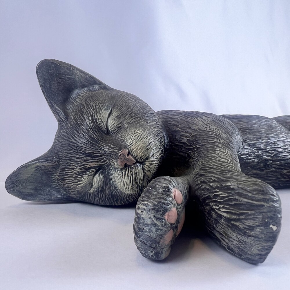 Vintage Realistic Sleeping Grey Cat Figurine Resin Ceramic Shelf Sitter Statue